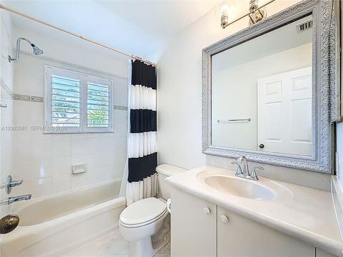 Tiny photo for 1668 Winterberry Ln, Weston, FL 33327 (MLS # A12003581)