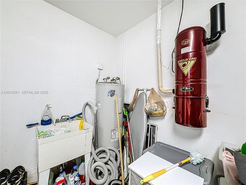 Tiny photo for 1668 Winterberry Ln, Weston, FL 33327 (MLS # A12003581)