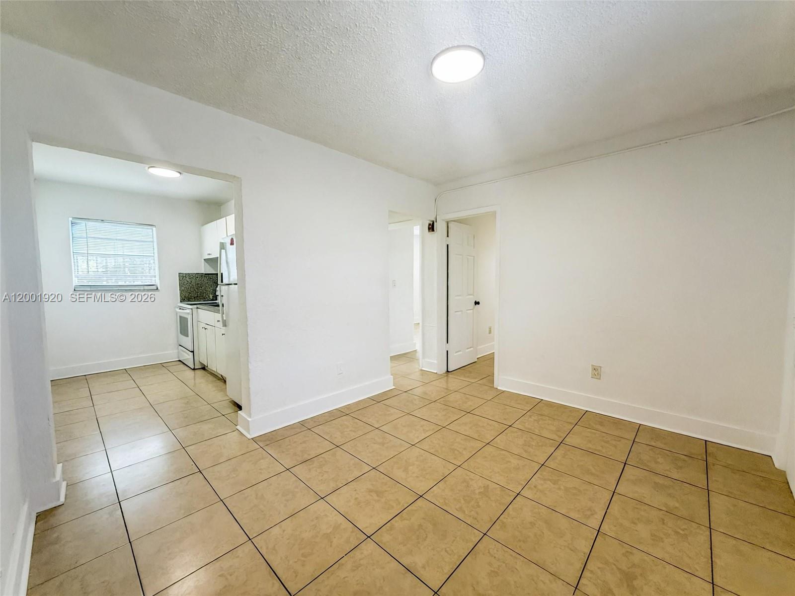 MIAMI NORTH - Residential Lease
