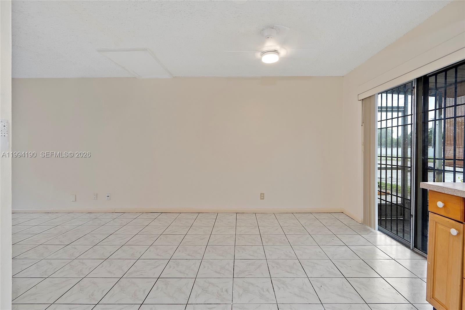 ROYAL OAKS TOWNHOUSE 12 C - Residential