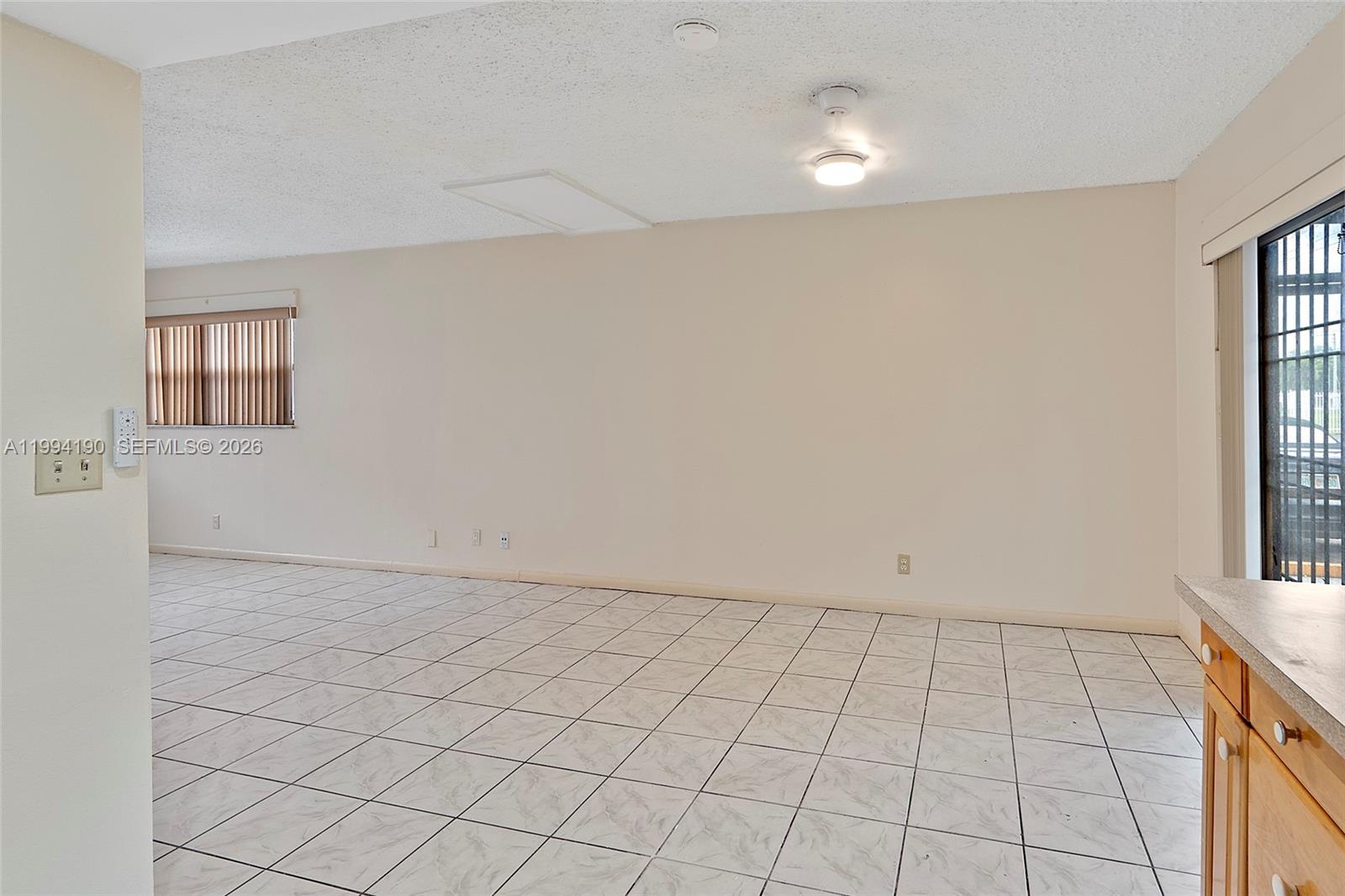 ROYAL OAKS TOWNHOUSE 12 C - Residential