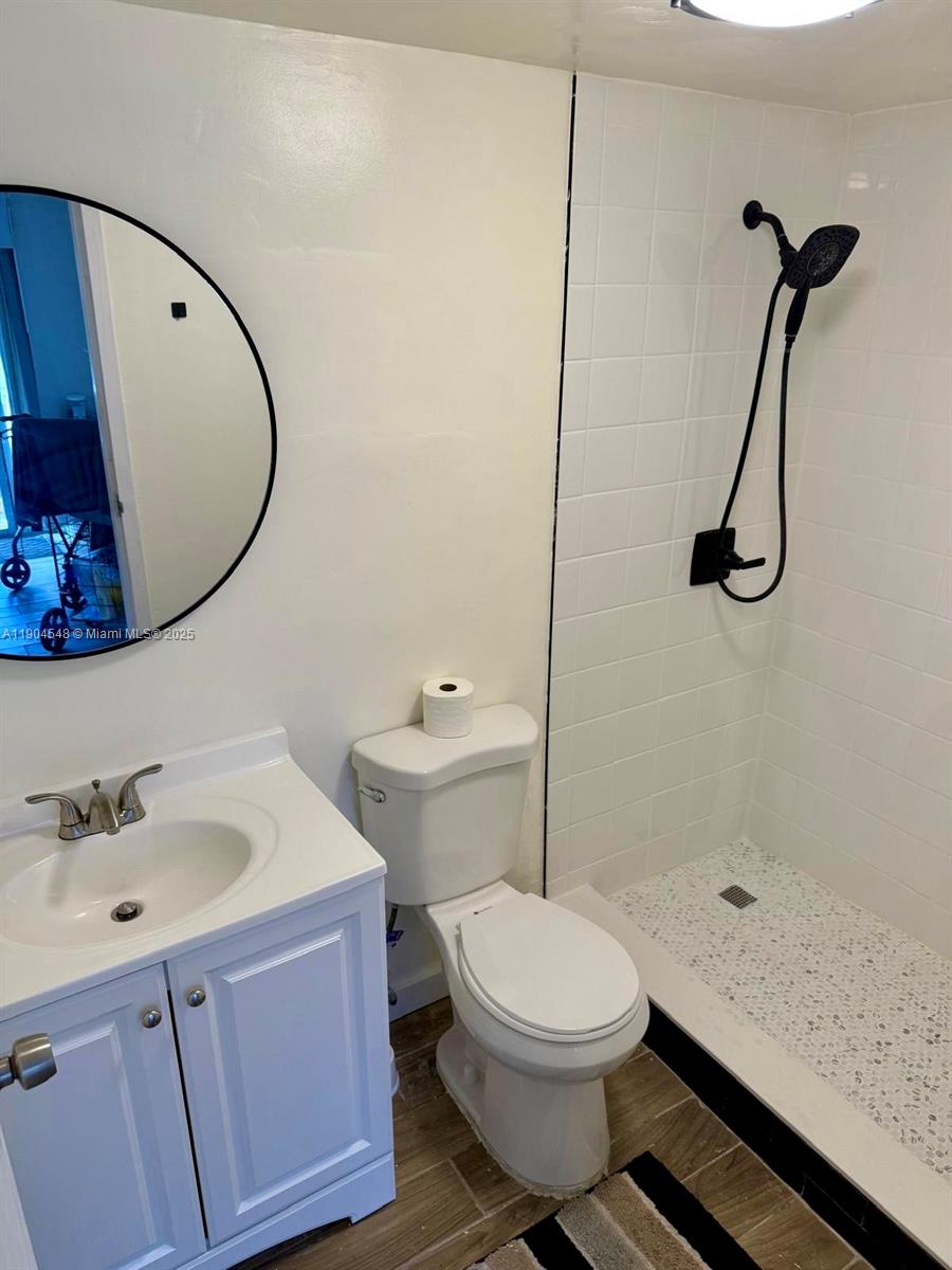 KINGS POINT MONACO CONDOS - Residential