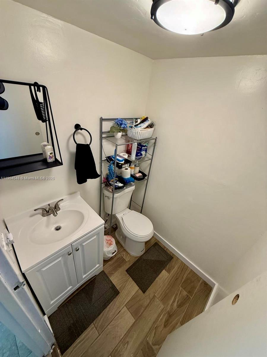 KINGS POINT MONACO CONDOS - Residential