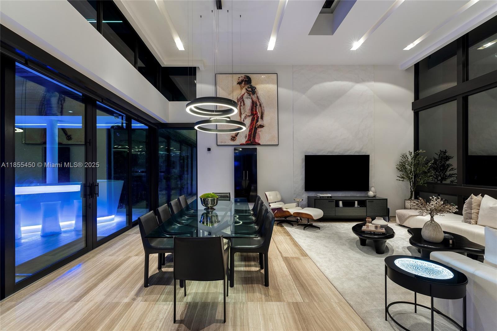 SURPRISE POINT - Residential