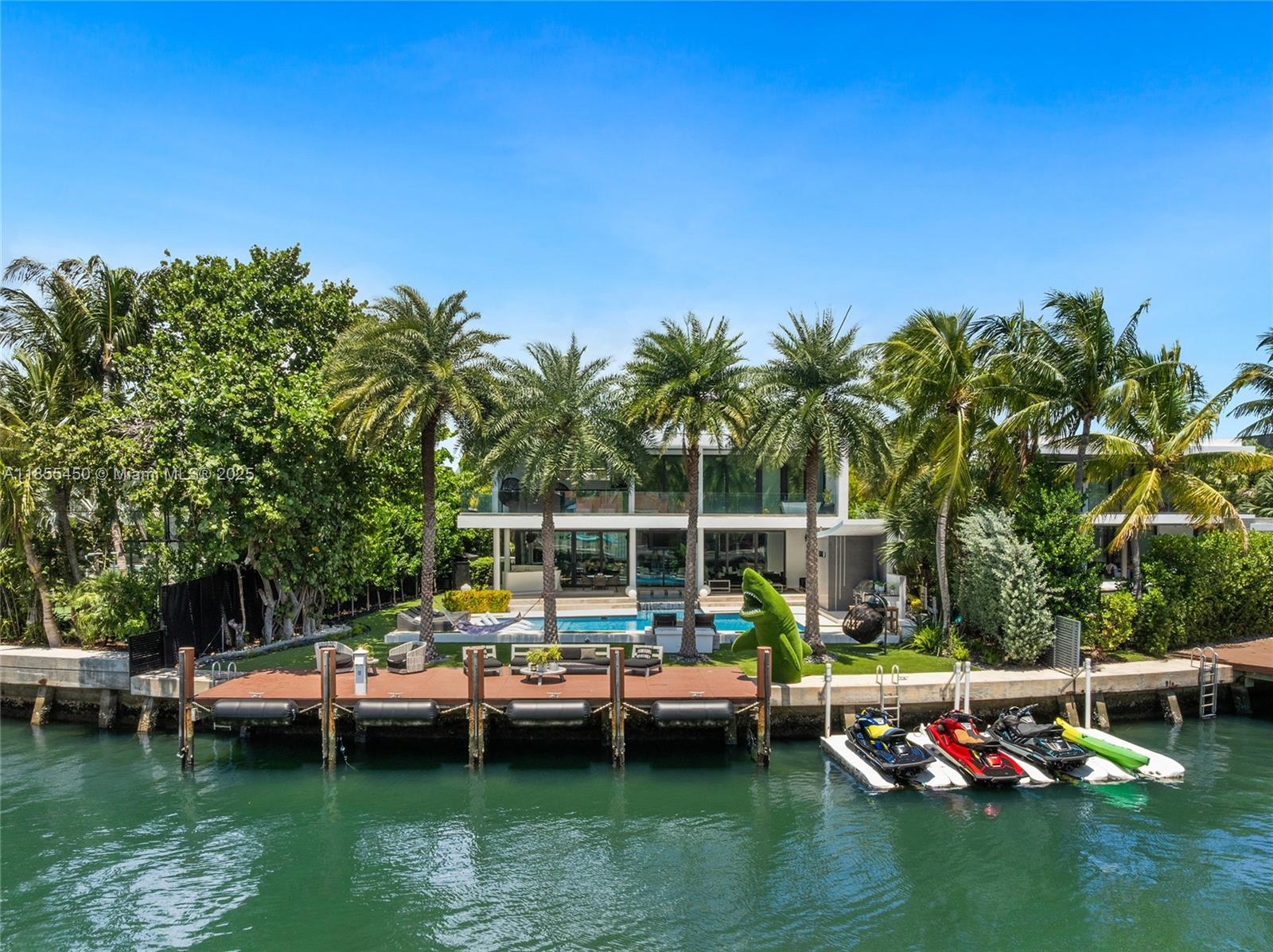 SURPRISE POINT - Residential