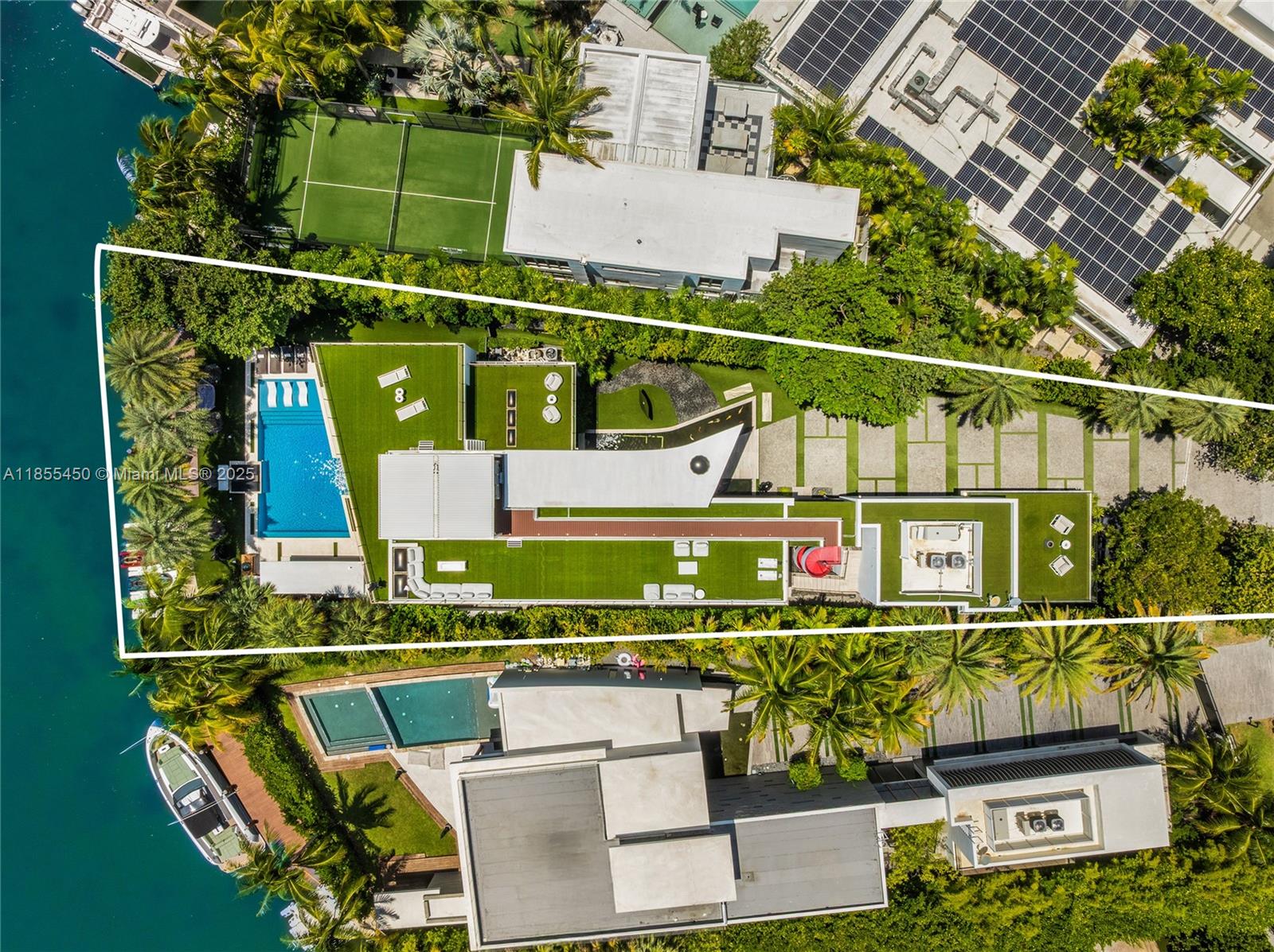 SURPRISE POINT - Residential
