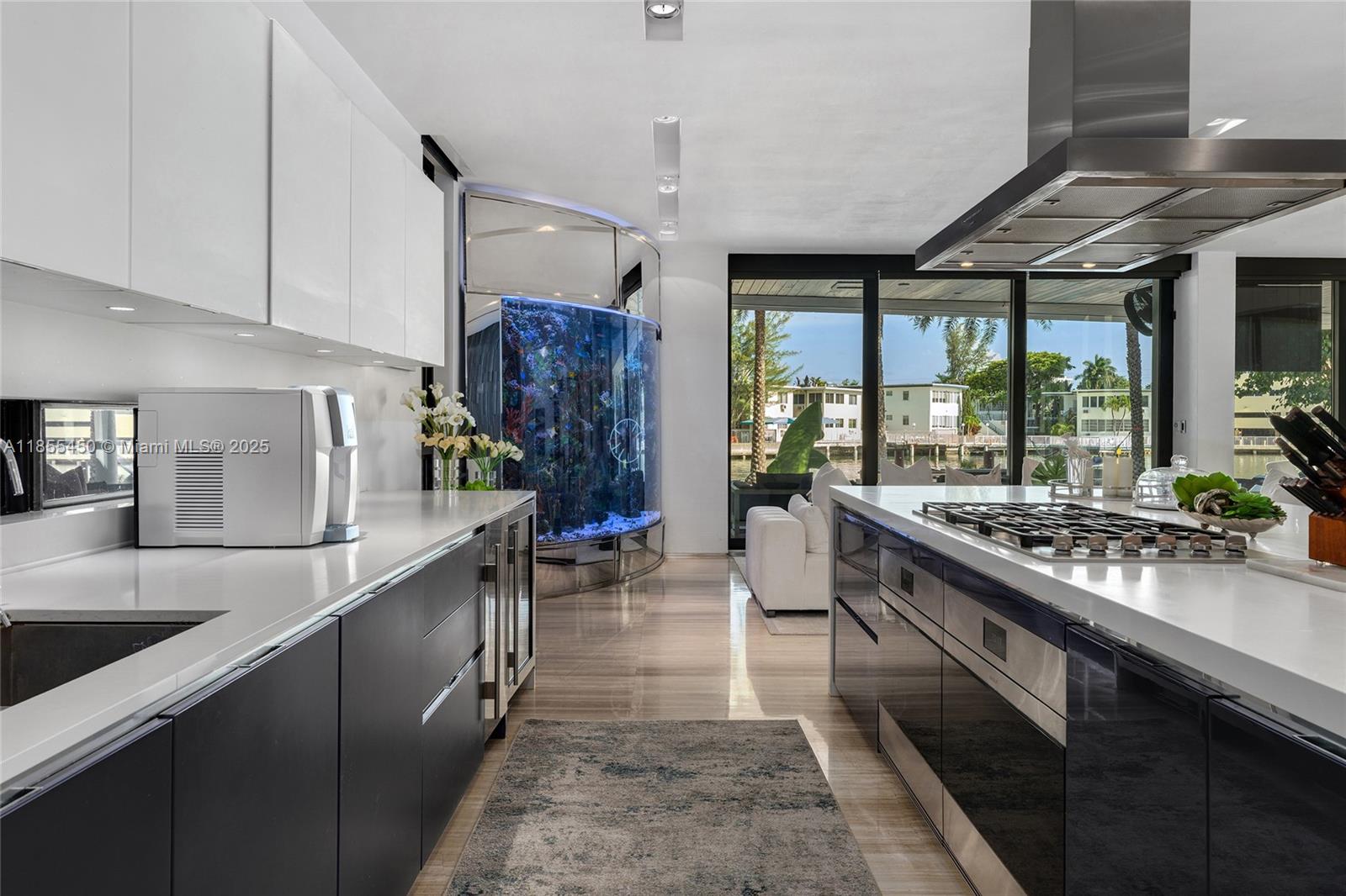 SURPRISE POINT - Residential