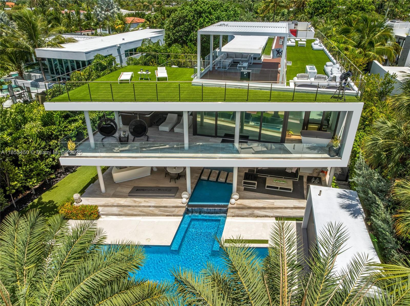 SURPRISE POINT - Residential