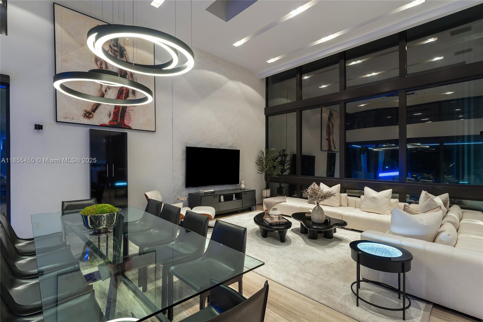 SURPRISE POINT - Residential