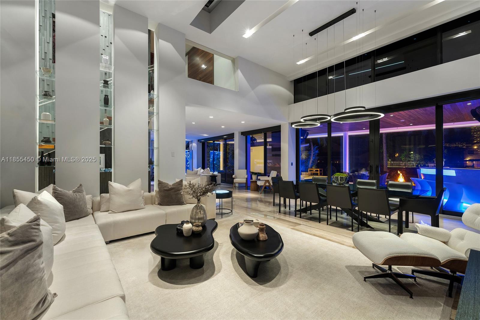 SURPRISE POINT - Residential