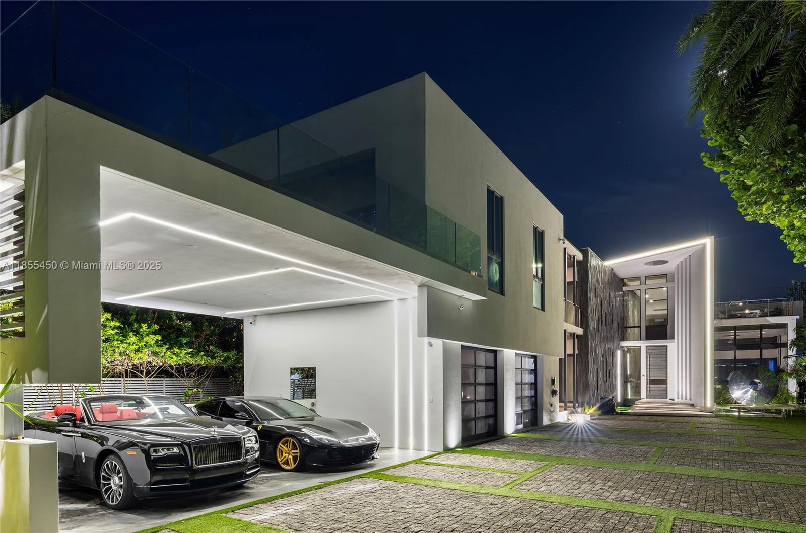 SURPRISE POINT - Residential