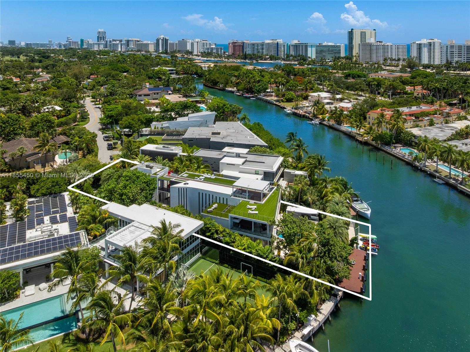 SURPRISE POINT - Residential