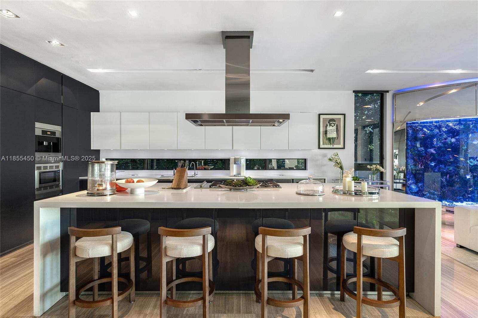 SURPRISE POINT - Residential
