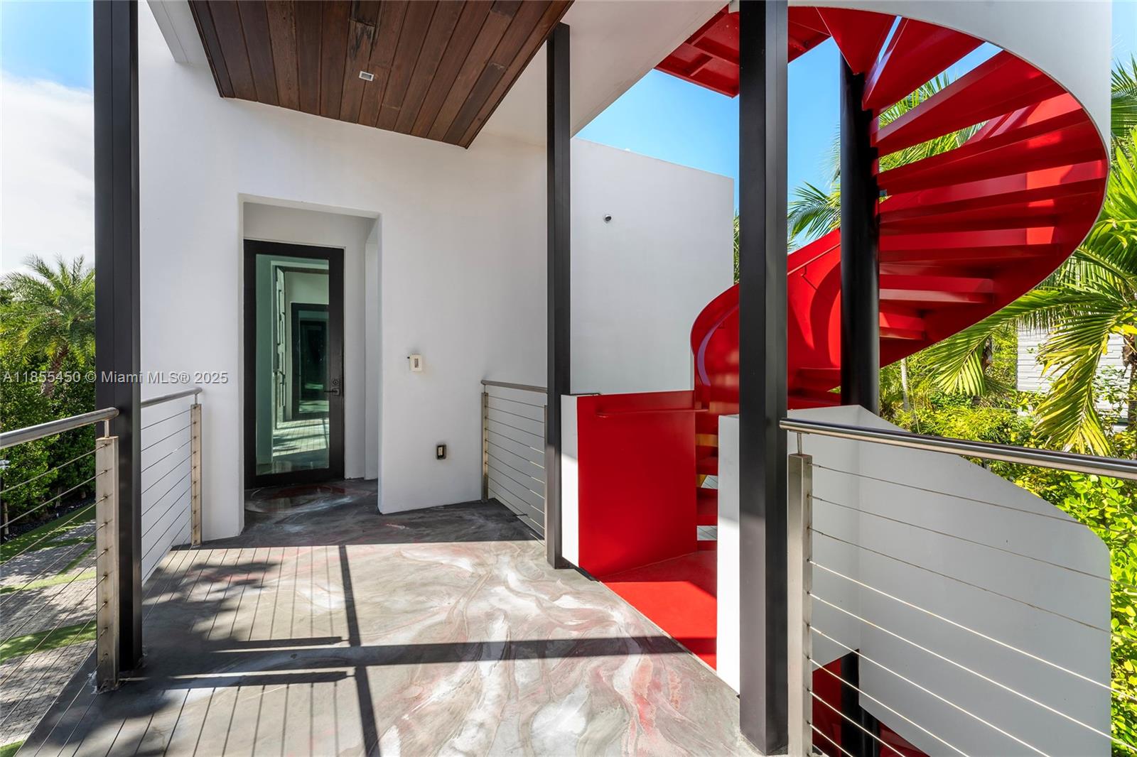 SURPRISE POINT - Residential