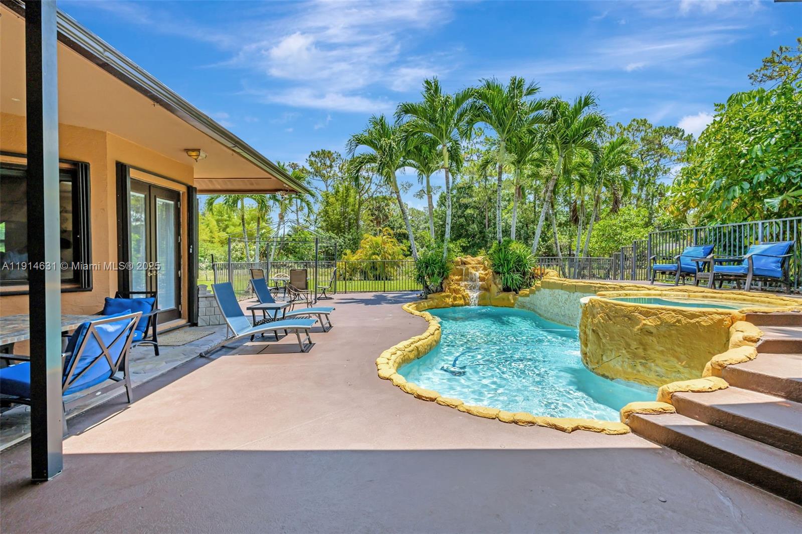 The Acreage - Residential