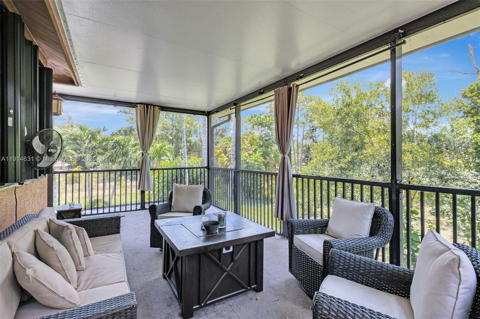 The Acreage - Residential