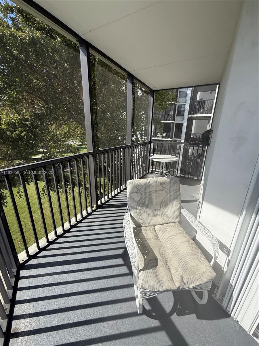 ENSENADA CONDO BLDG E-II - Residential Lease