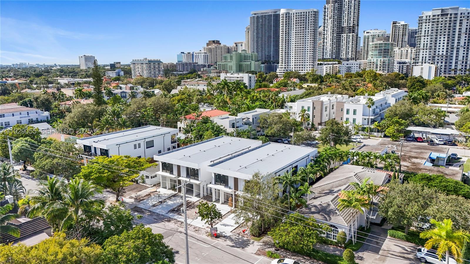 BEVERLY HEIGHTS - Residential