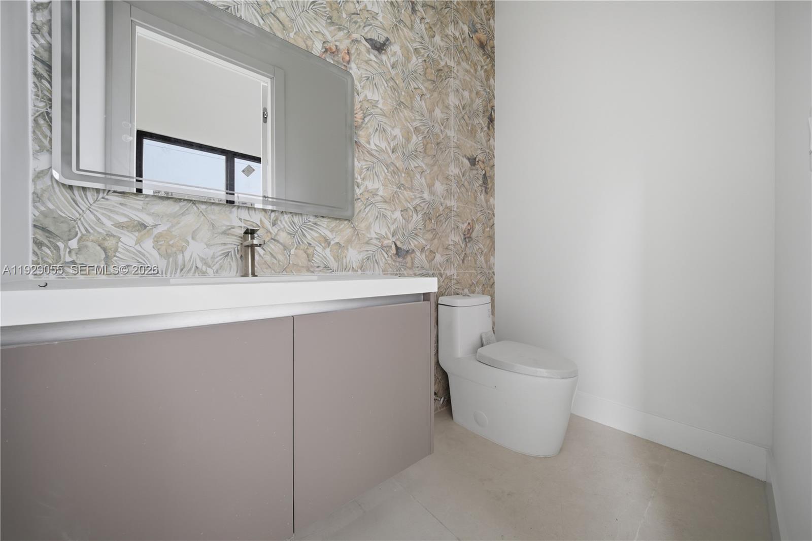 BEVERLY HEIGHTS - Residential