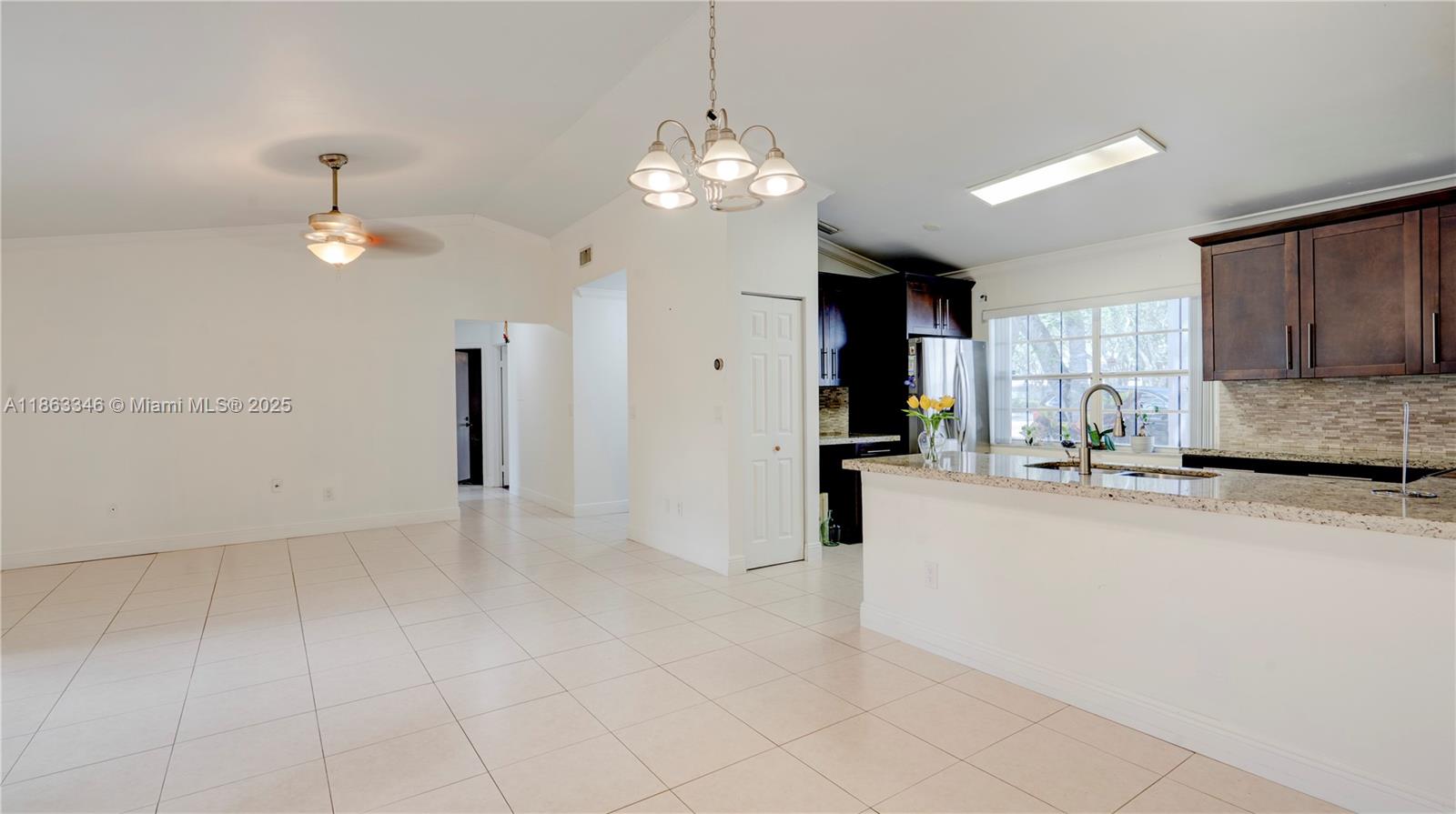 JACARANDA PARCEL 608 - Residential