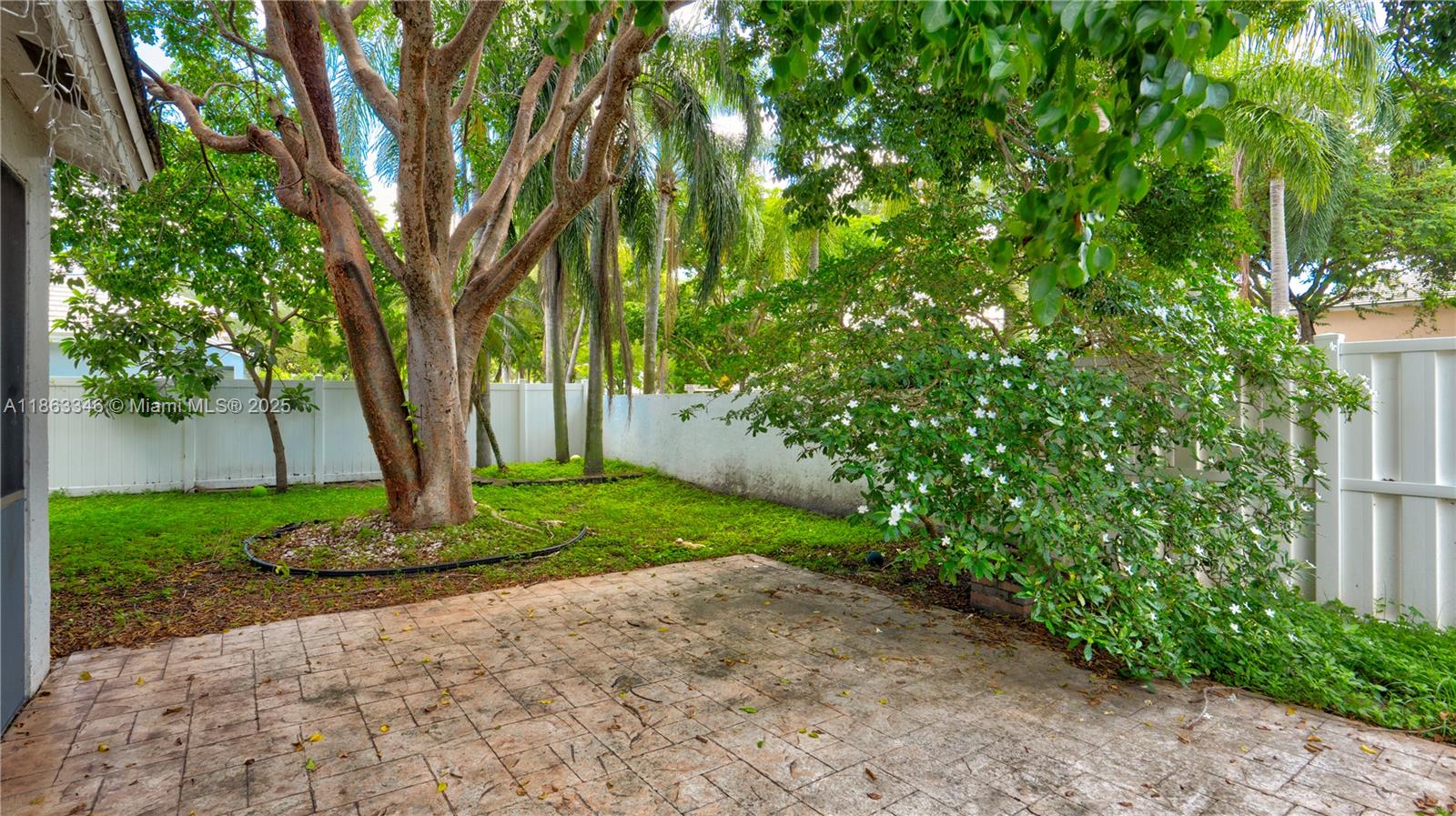 JACARANDA PARCEL 608 - Residential