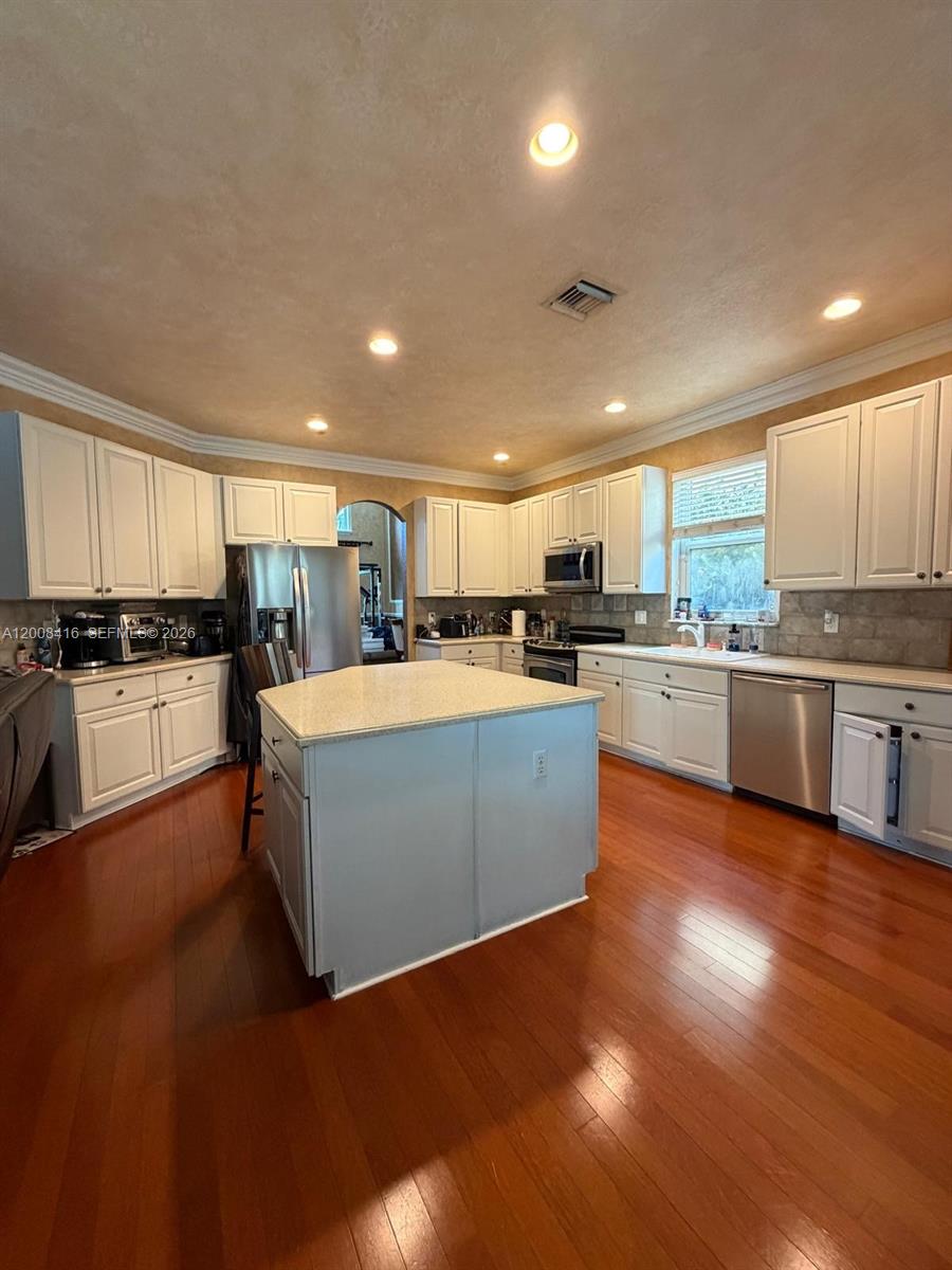 BAY WINDS PAR V - Residential
