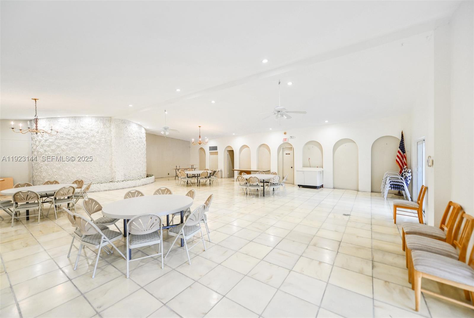 ELDORADO PLAZA WEST CONDO - Residential