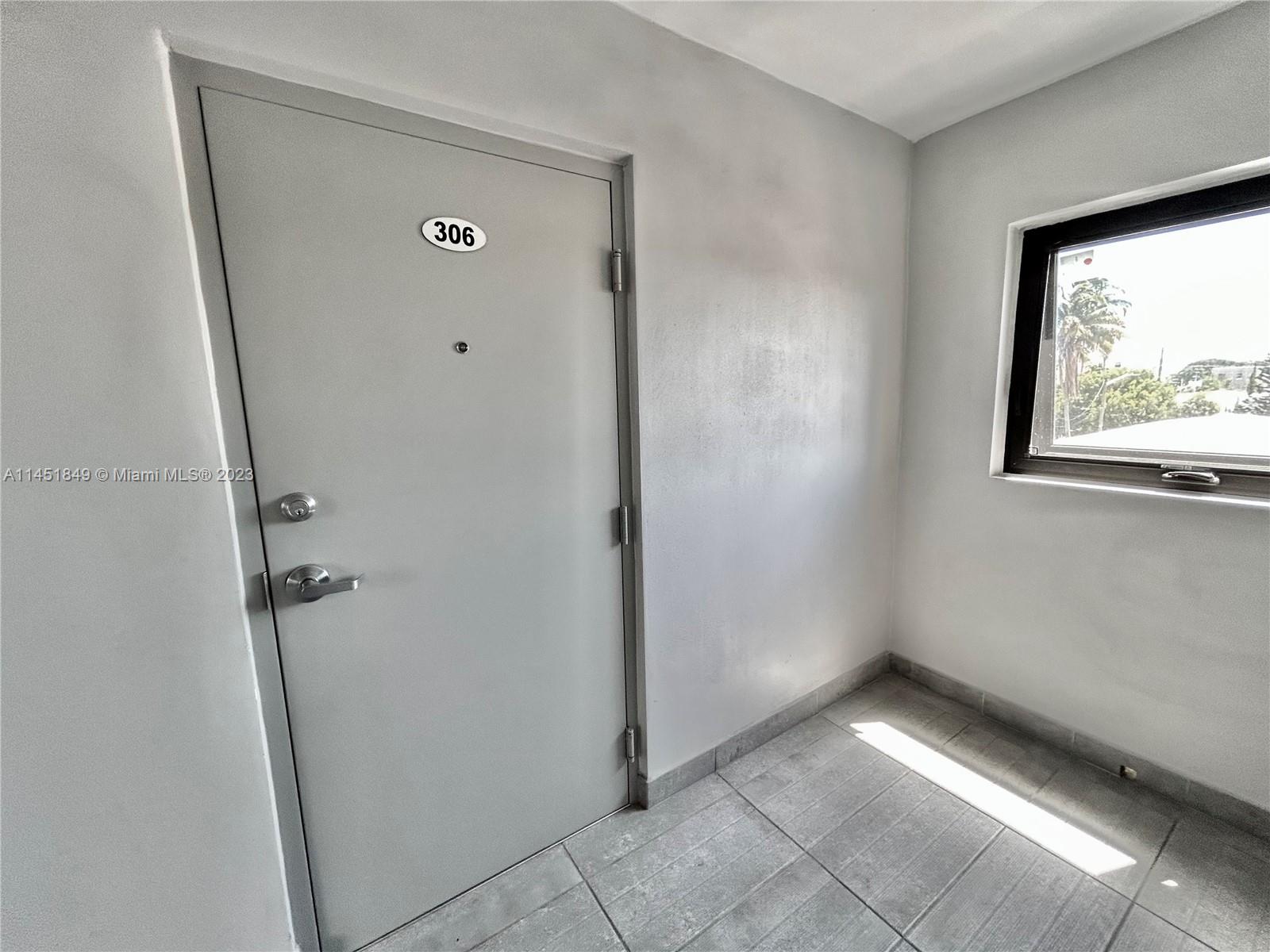 BRICKELL RIVERVIEW - Residential Lease