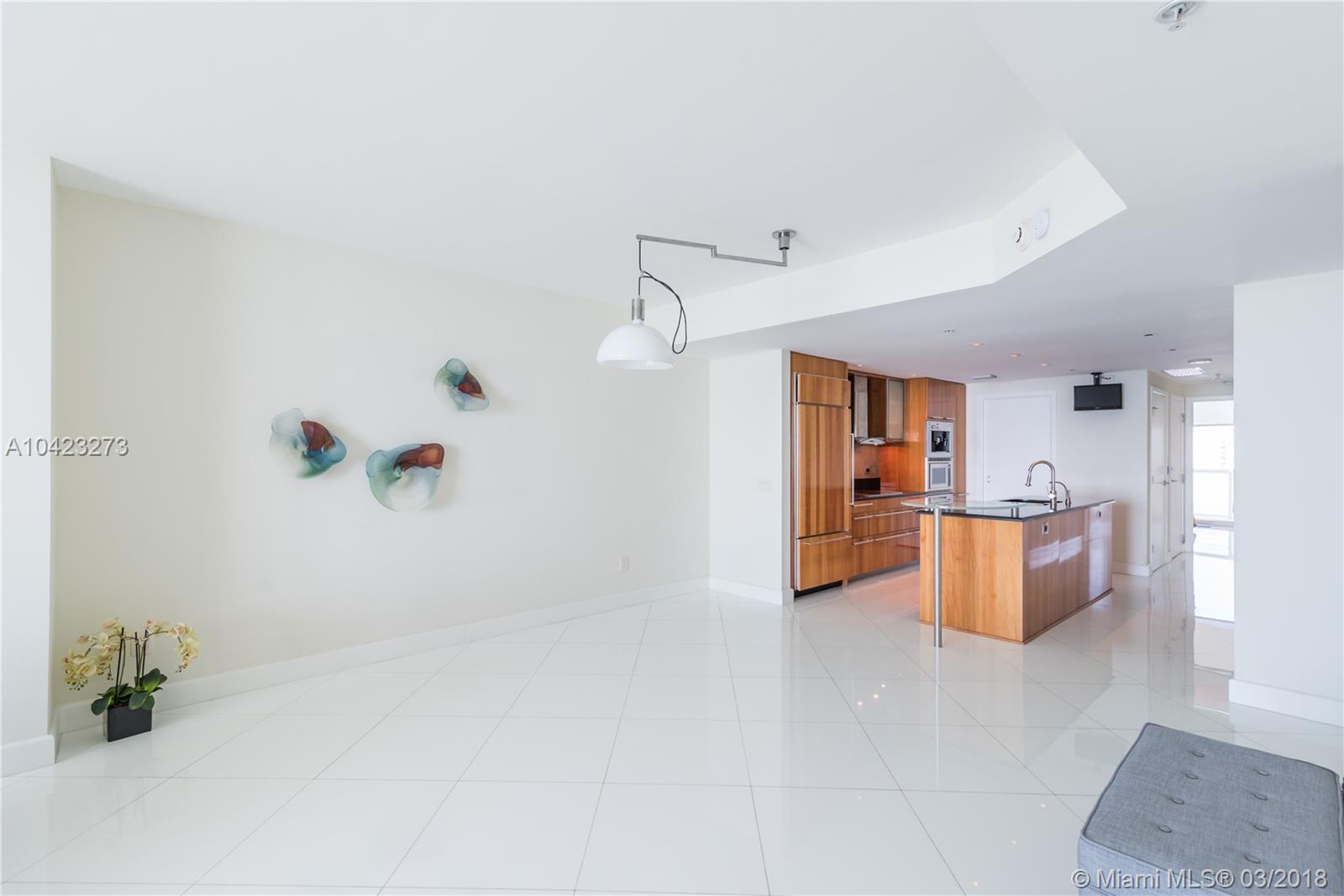 MOSAIC ON MIAMI BEACH CON - Residential