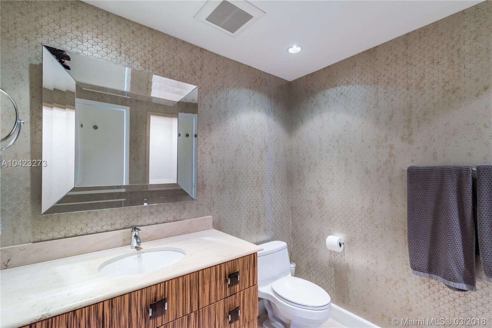 MOSAIC ON MIAMI BEACH CON - Residential