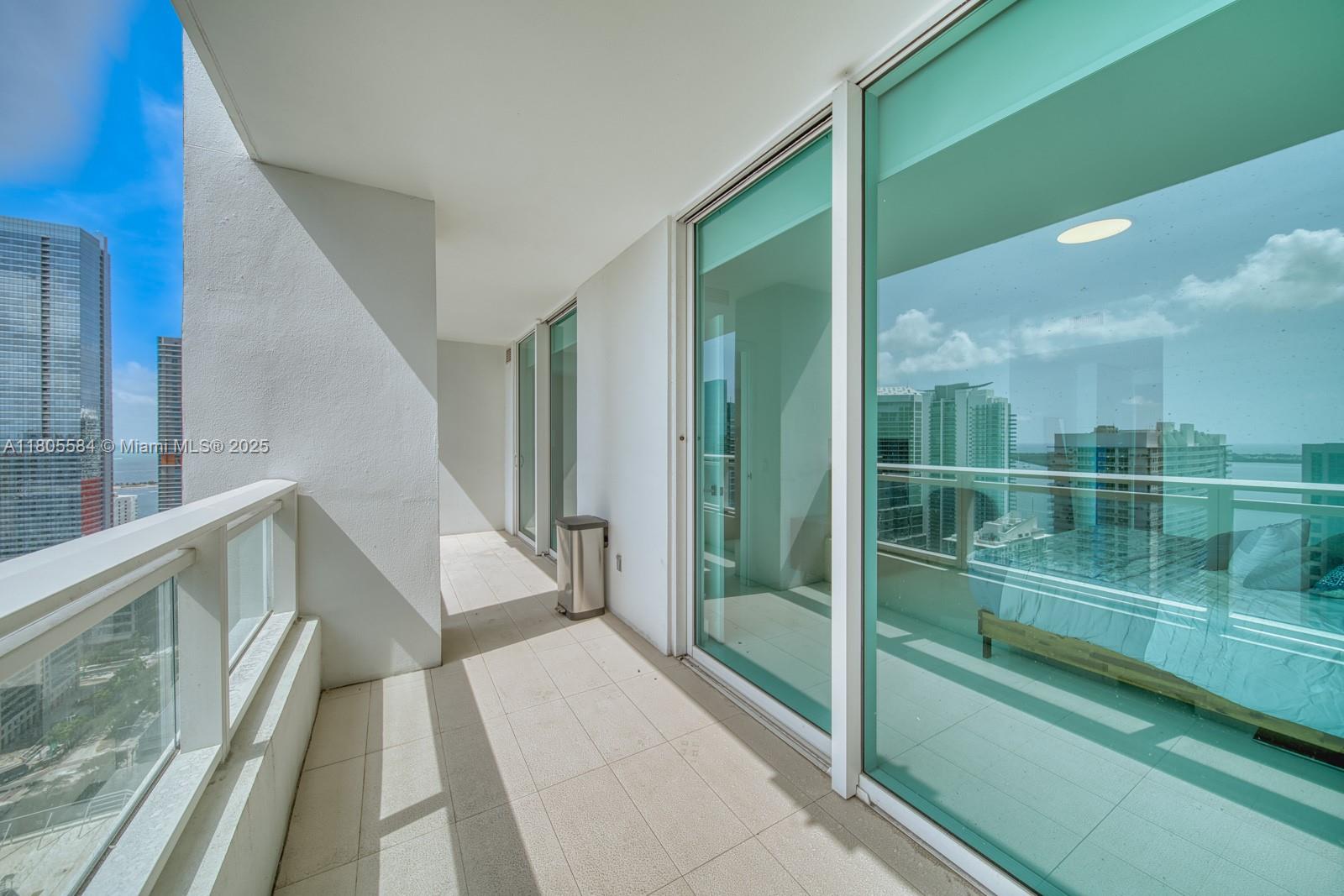 THE BOND (1080 BRICKELL) - Residential