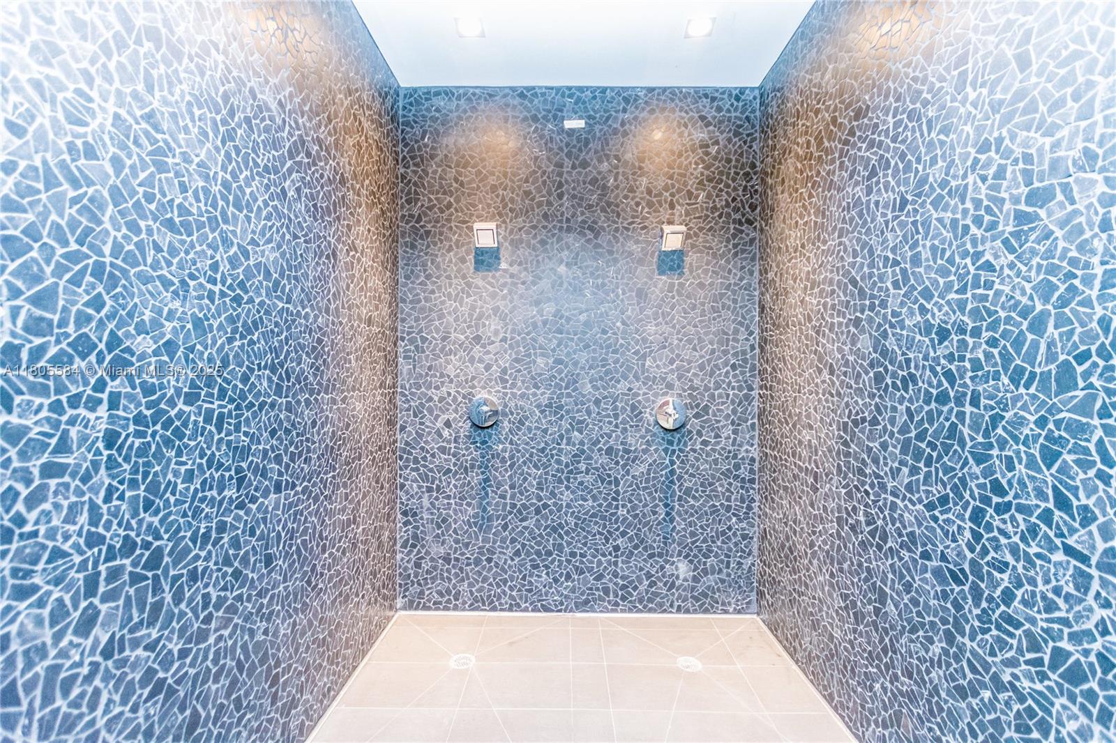 THE BOND (1080 BRICKELL) - Residential