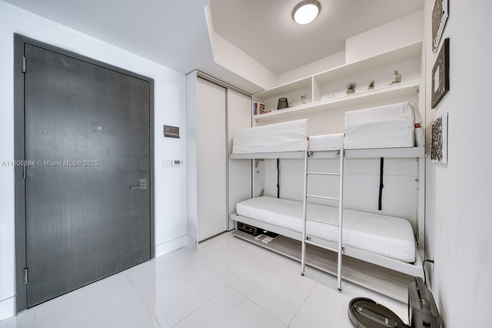 THE BOND (1080 BRICKELL) - Residential