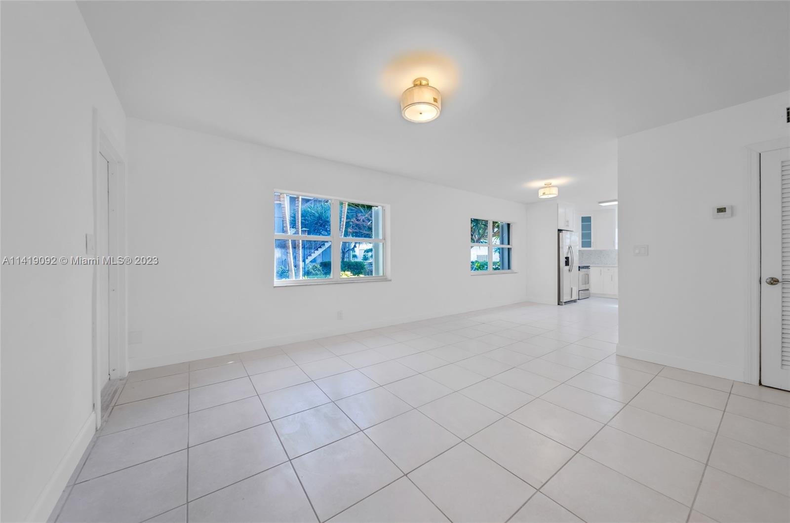 WATERWAY @ HOLLYWOOD BEAC - Residential