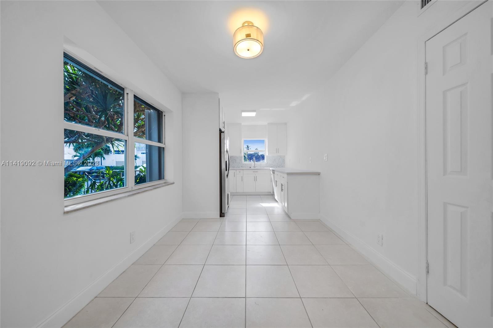 WATERWAY @ HOLLYWOOD BEAC - Residential