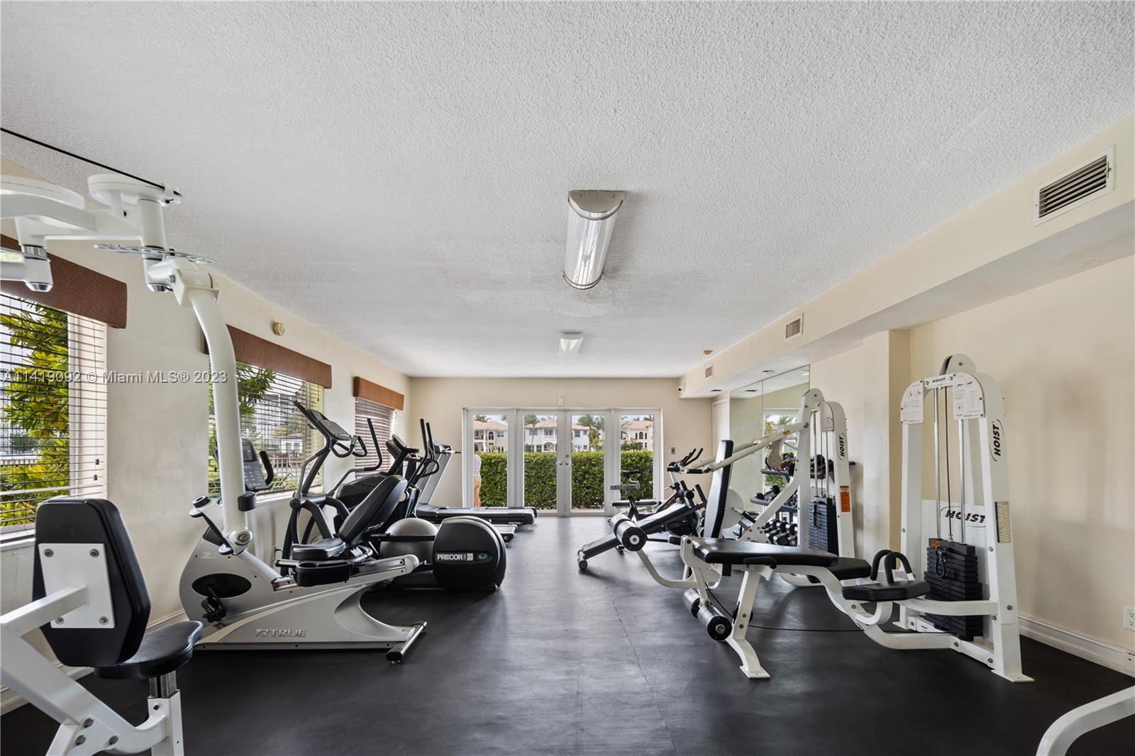 WATERWAY @ HOLLYWOOD BEAC - Residential