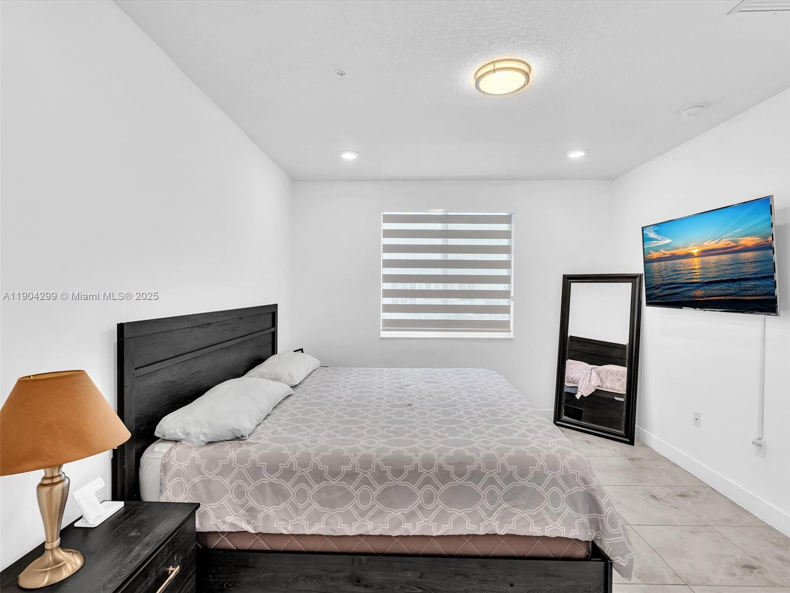 LANDMARK AT DORAL CONDO - Residential