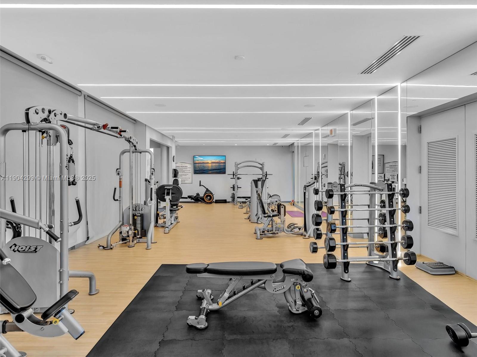 LANDMARK AT DORAL CONDO - Residential