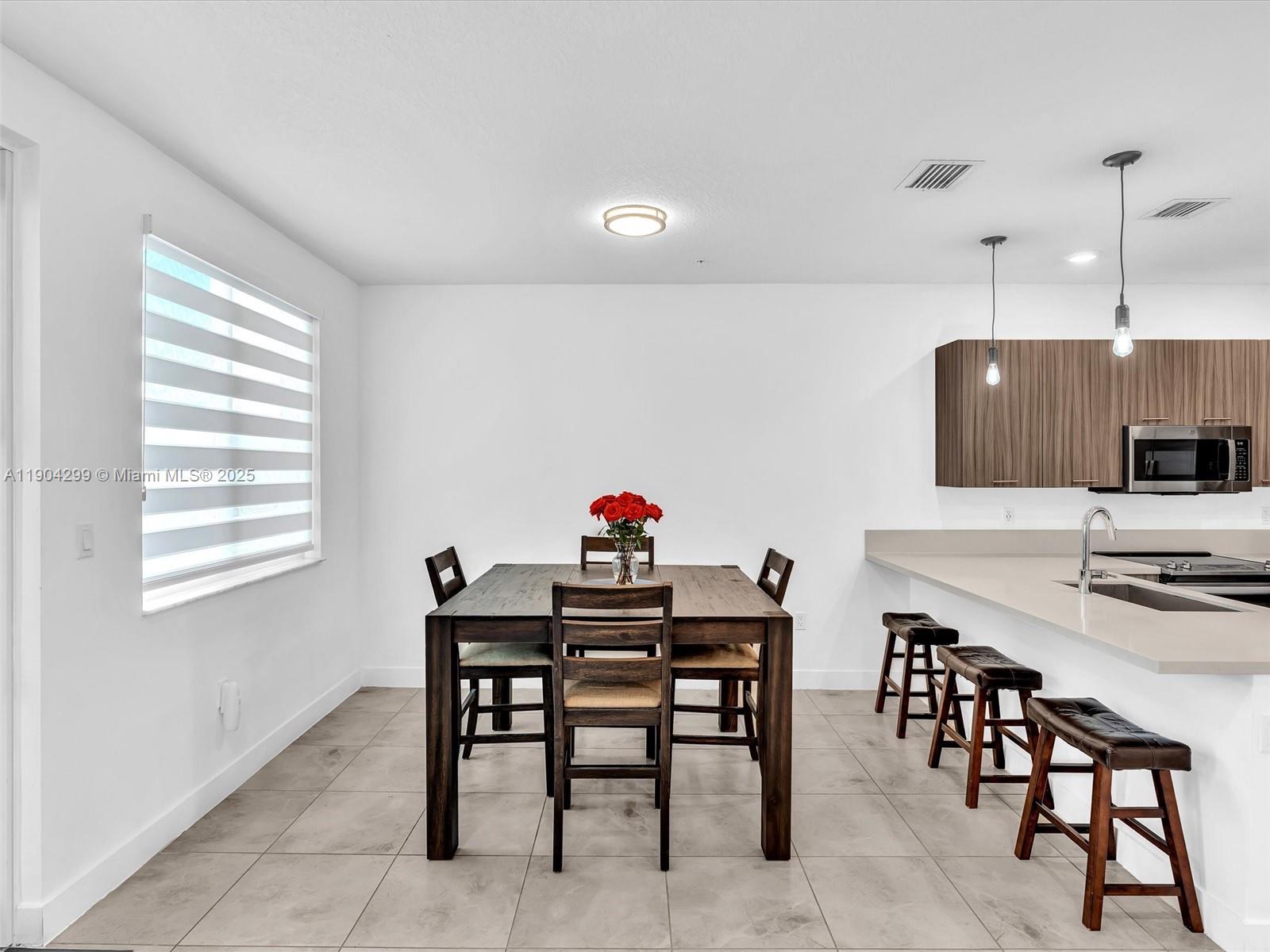 LANDMARK AT DORAL CONDO - Residential