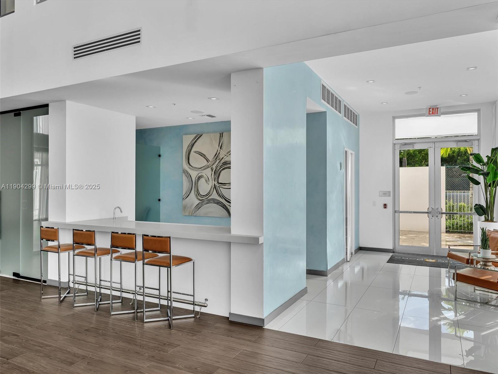 LANDMARK AT DORAL CONDO - Residential