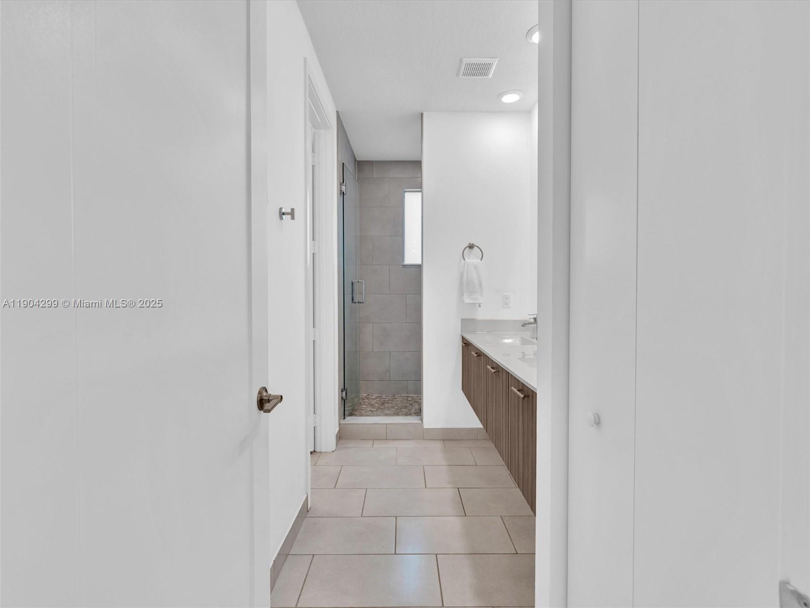 LANDMARK AT DORAL CONDO - Residential