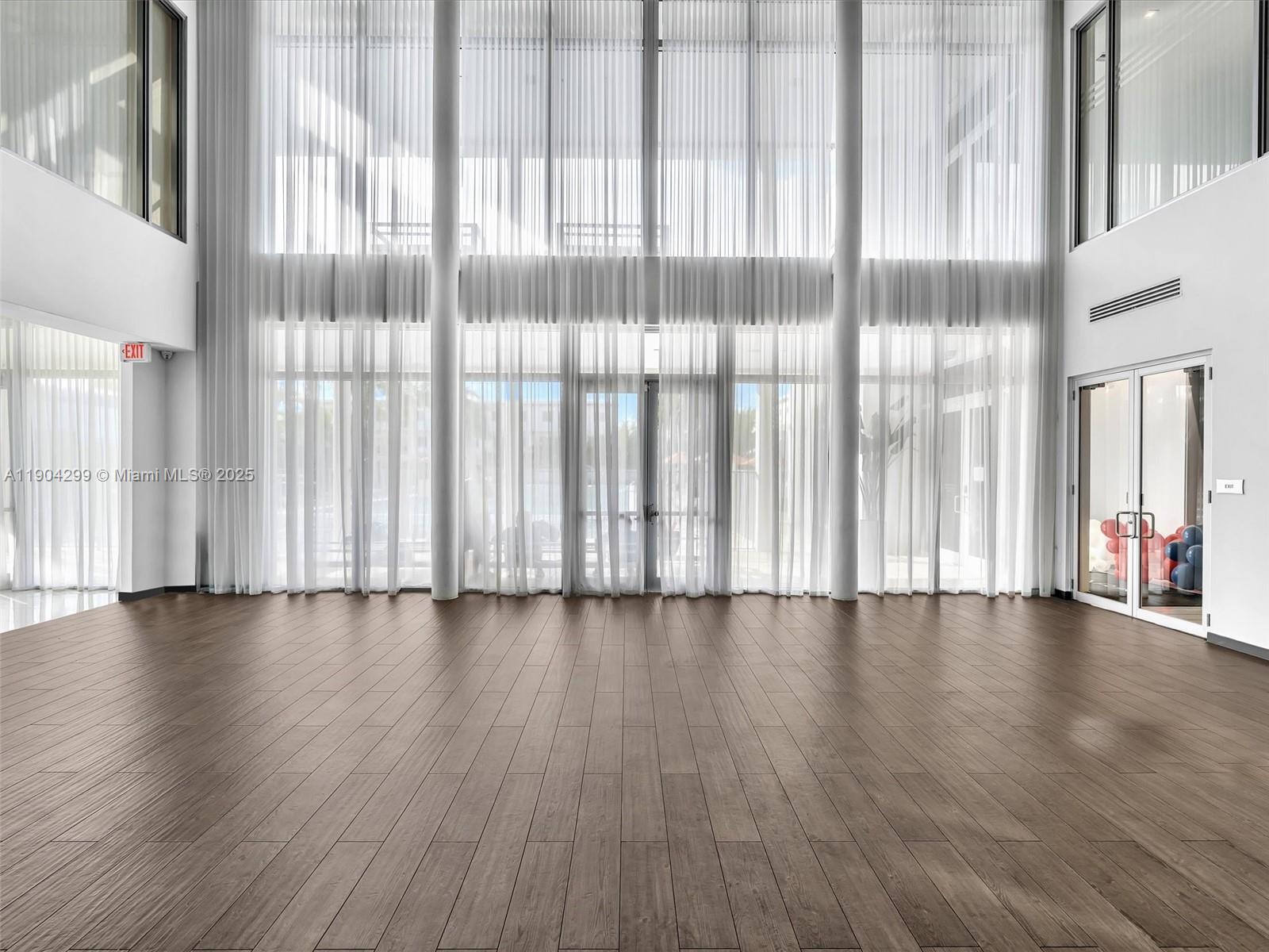 LANDMARK AT DORAL CONDO - Residential