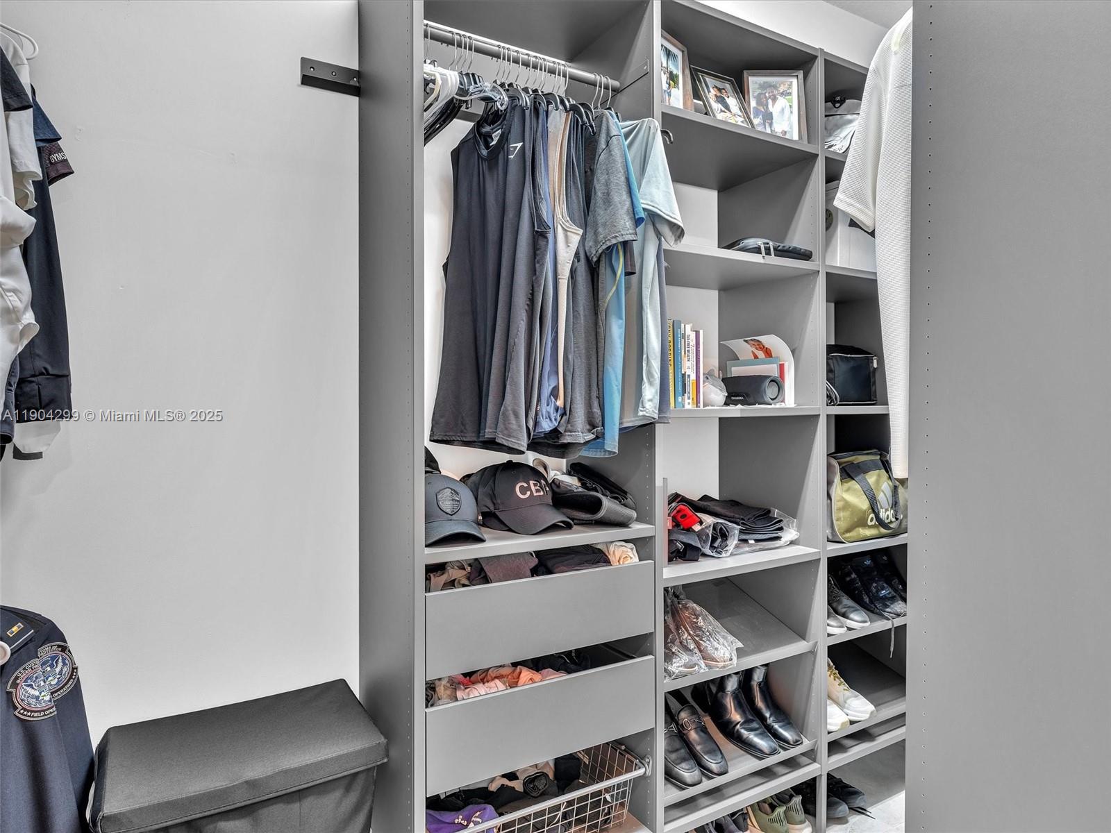 LANDMARK AT DORAL CONDO - Residential