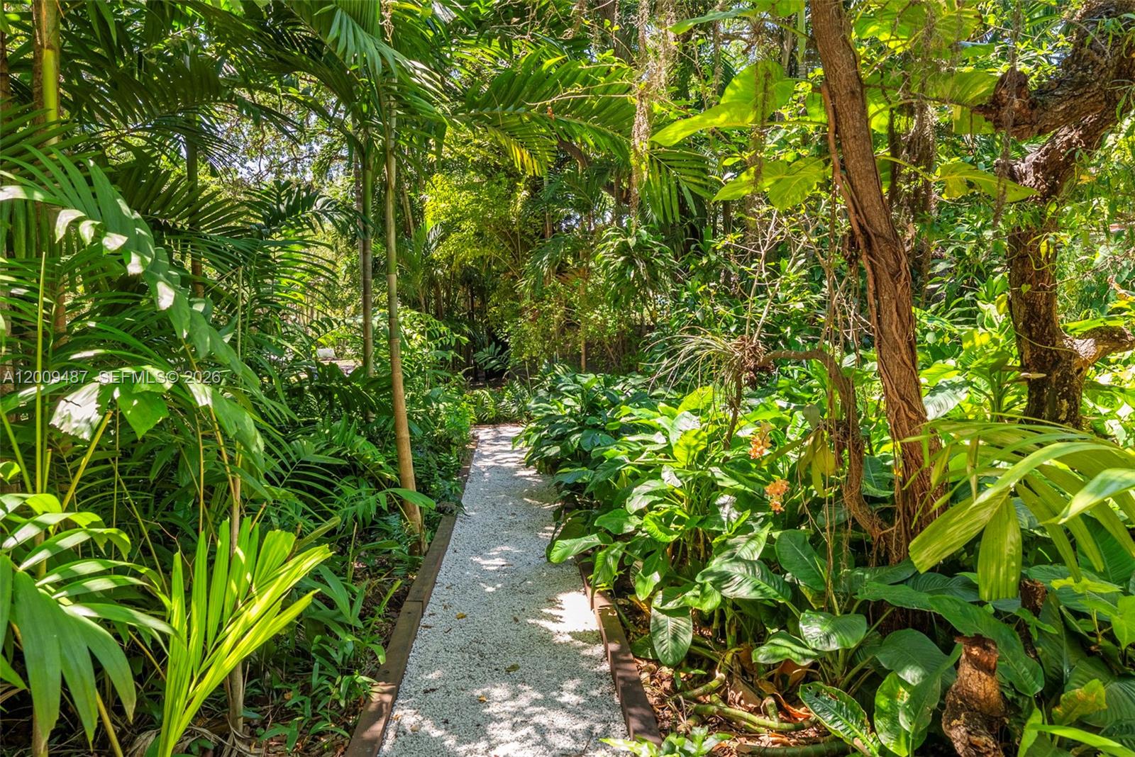 SHERWOOD FOREST - Residential