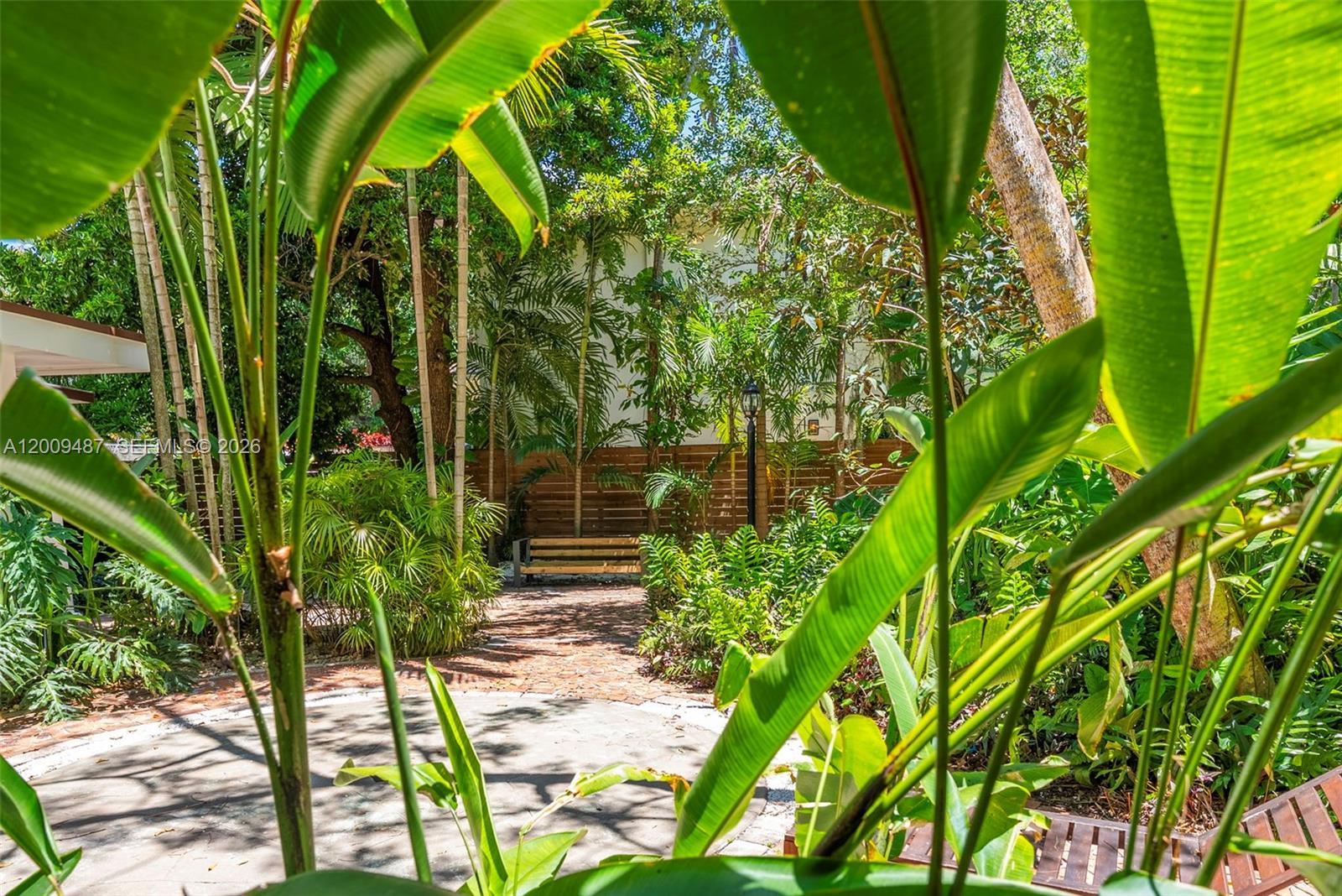 SHERWOOD FOREST - Residential