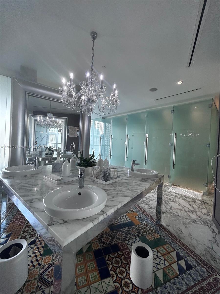 ICON BRICKELL CONDO NO 3 - Residential Lease