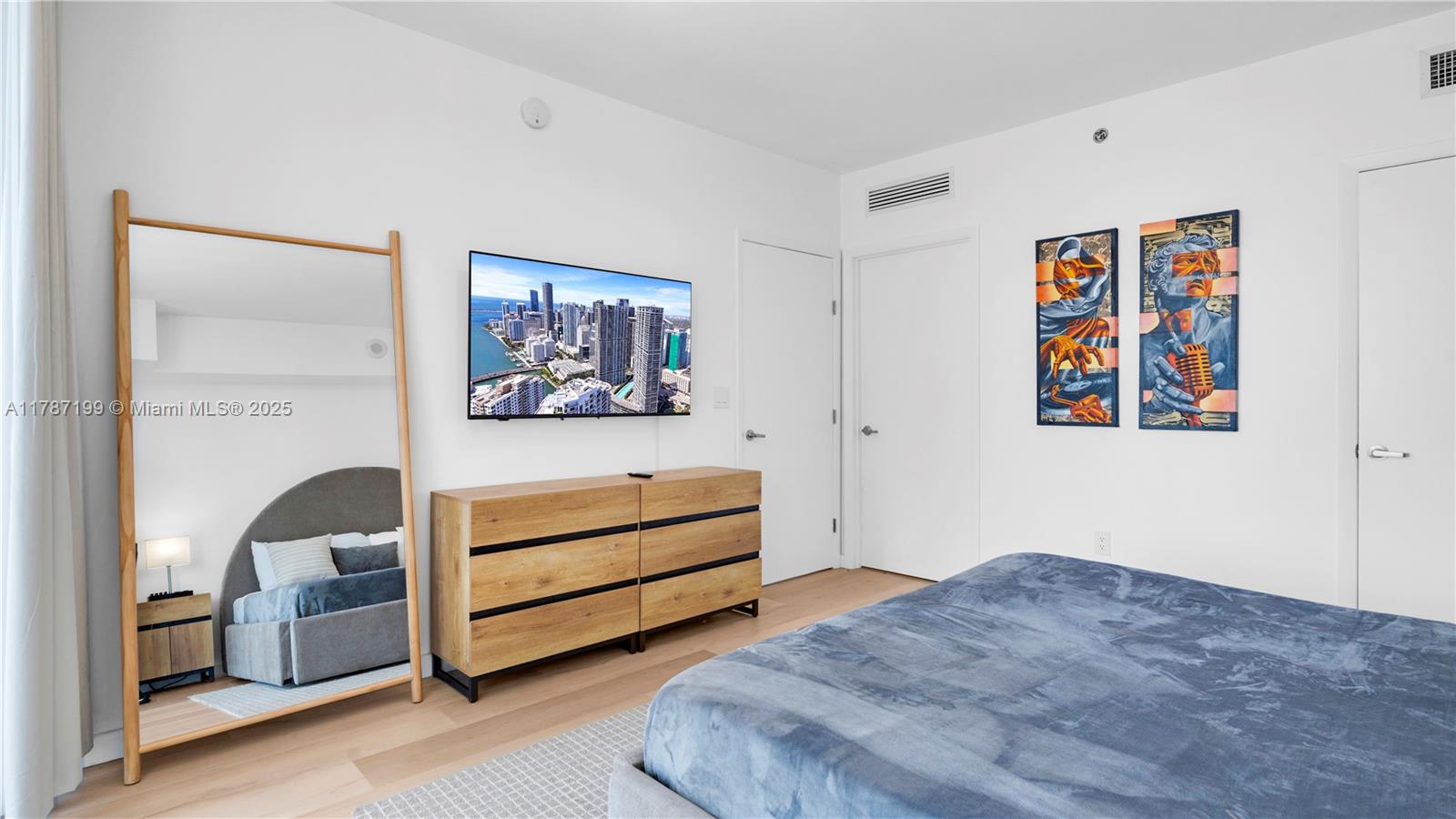 ICON BRICKELL CONDO NO 3 - Residential Lease