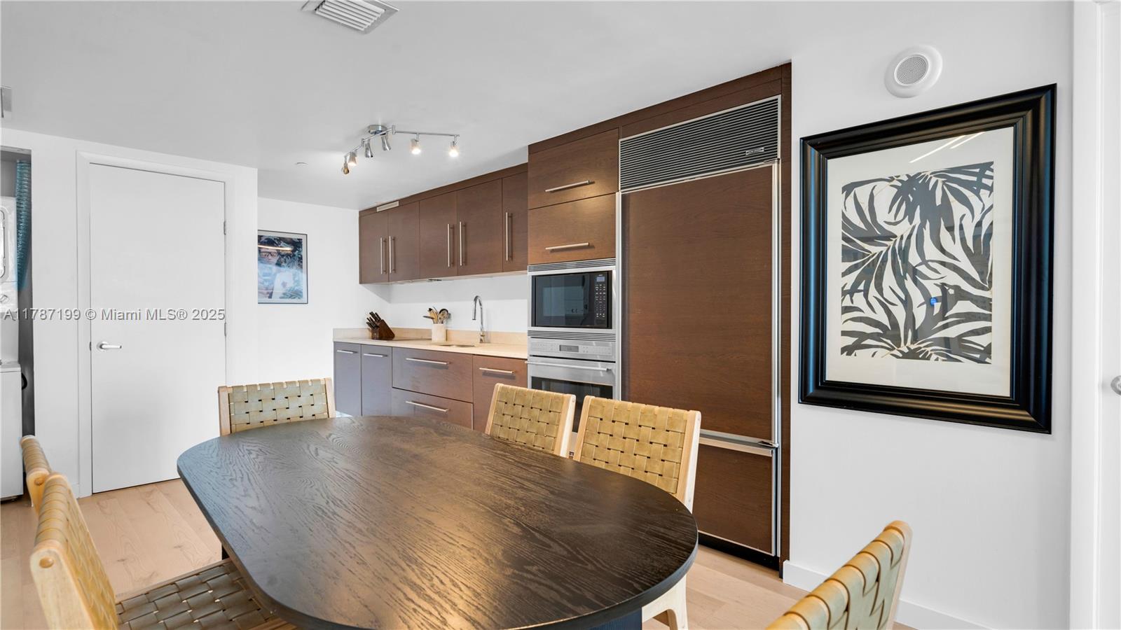 ICON BRICKELL CONDO NO 3 - Residential Lease