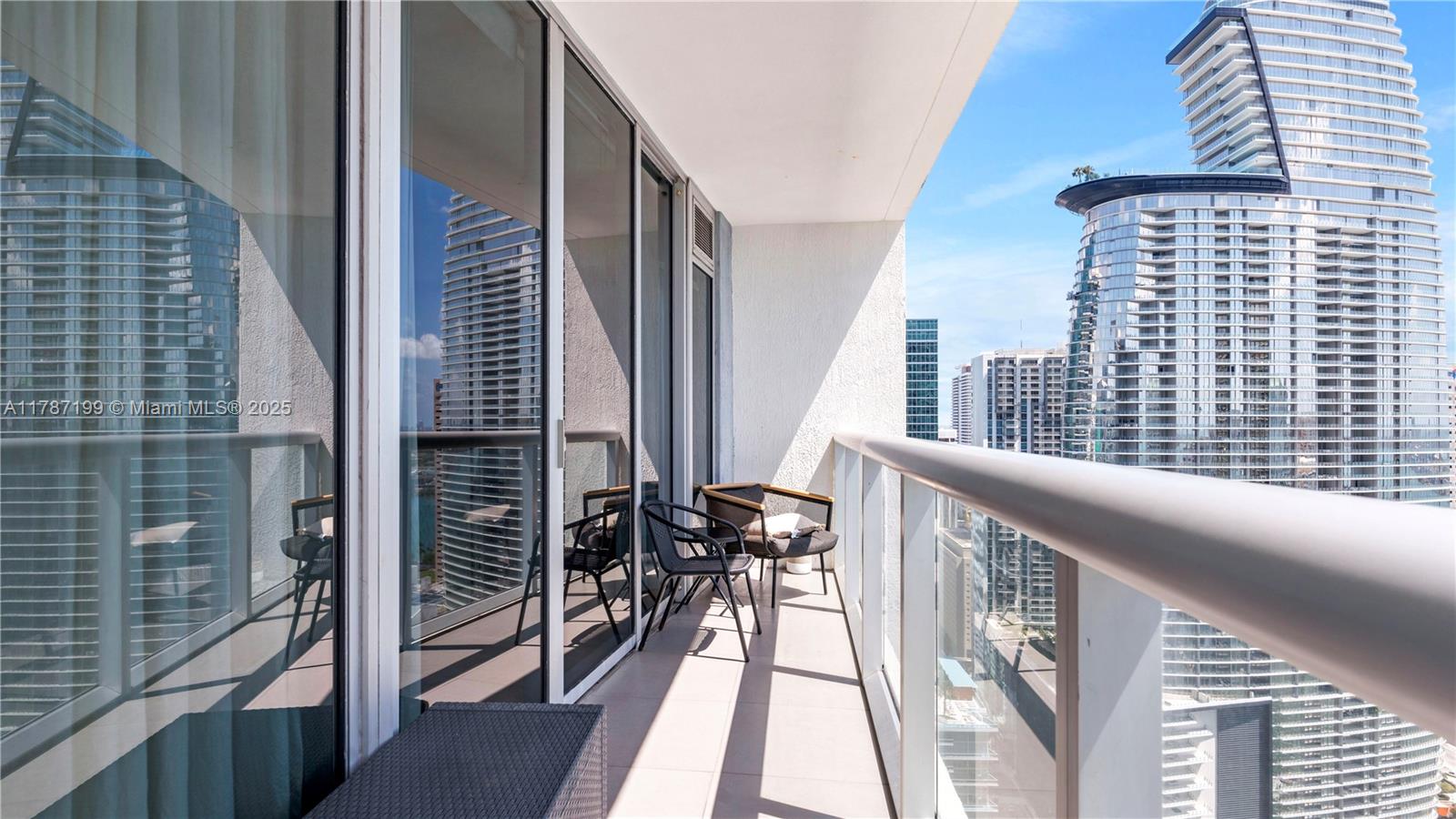 ICON BRICKELL CONDO NO 3 - Residential Lease