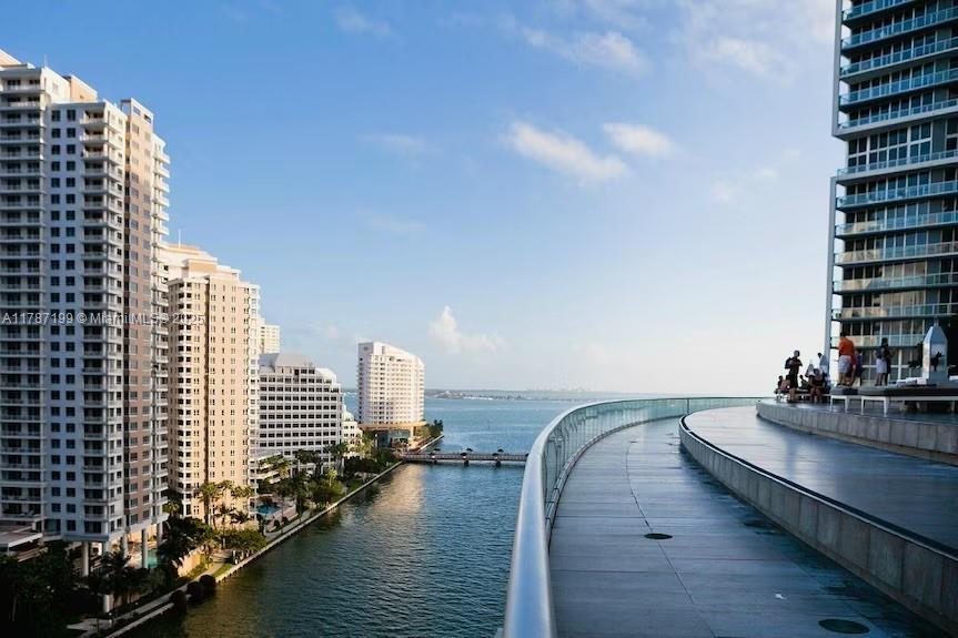 ICON BRICKELL CONDO NO 3 - Residential Lease